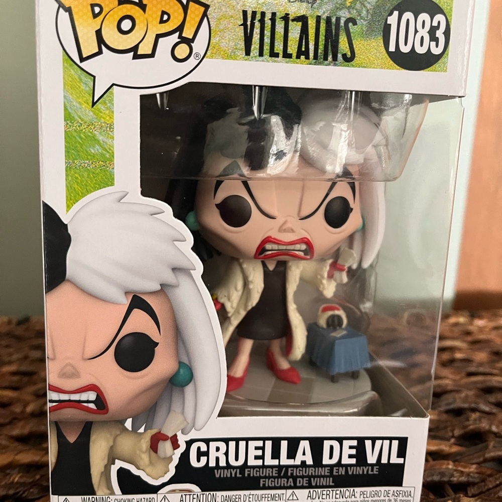 Funko Black and White Cruella De Vil Figure